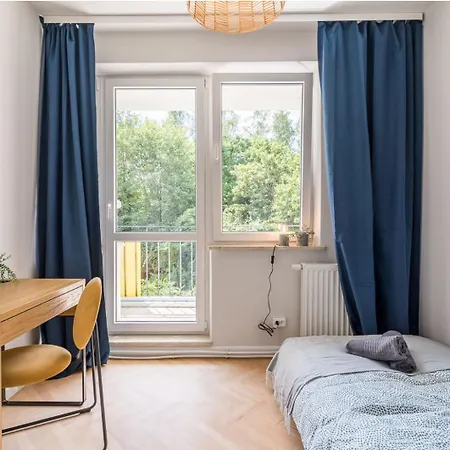 Hip - Cozy And Peaceful Place, 12 Minutes From Old Town & Seaside Privatunterkunft Danzig